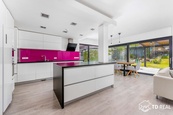 Prodej rodinný dům, 228 m2 - Brno - Líšeň, cena 23490000 CZK / objekt, nabízí 