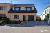 Prodej rodinného domu 207 m2, Syrovice, cena 19900000 CZK / objekt, nabízí 