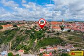 Znojmo, RD 3+1 a 1+kk, parkovací místo, dvorek, sklad, dílna - rodinný dům, cena 7427740 CZK / objekt, nabízí 