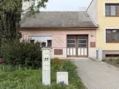 Prodej rodinného domu 4+1, 140 m, pozemek 713 m Šakvice, ul. Hlavní, cena 3490000 CZK / objekt, nabízí 