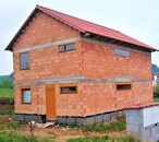 NOVÝ RODINNÝ DŮM 4KK S GARÁŽÍ A ZAHRADOU U BRNA! Postavte si sen v klidných Syrovicích!, cena 11499000 CZK / objekt, nabízí 