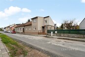 Rodinný dům v Tišnově se zahradou, samostatnou částí a velkým potenciálem, cena 11500000 CZK / objekt, nabízí 